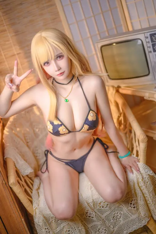 [抱走莫子] [44P - 754MB] 更衣人偶坠入爱河 - 喜多川海梦
