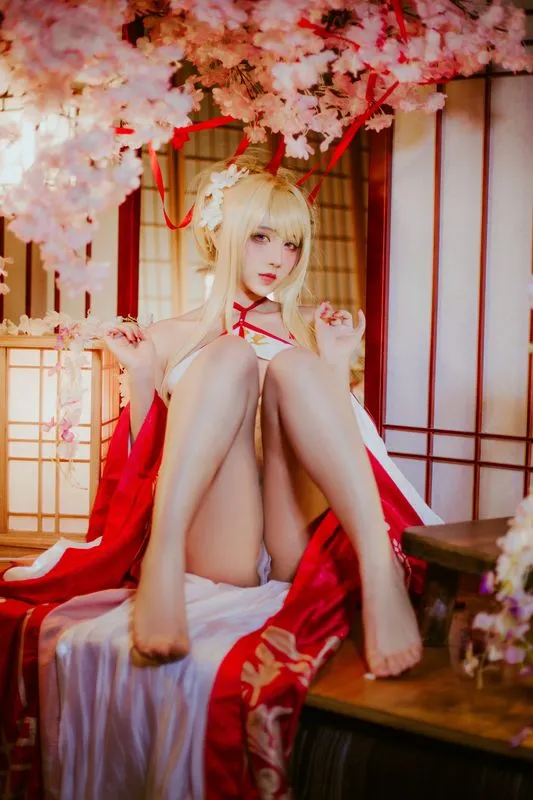 [九曲jean] [18P – 138MB] 碧蓝航线 – 光荣