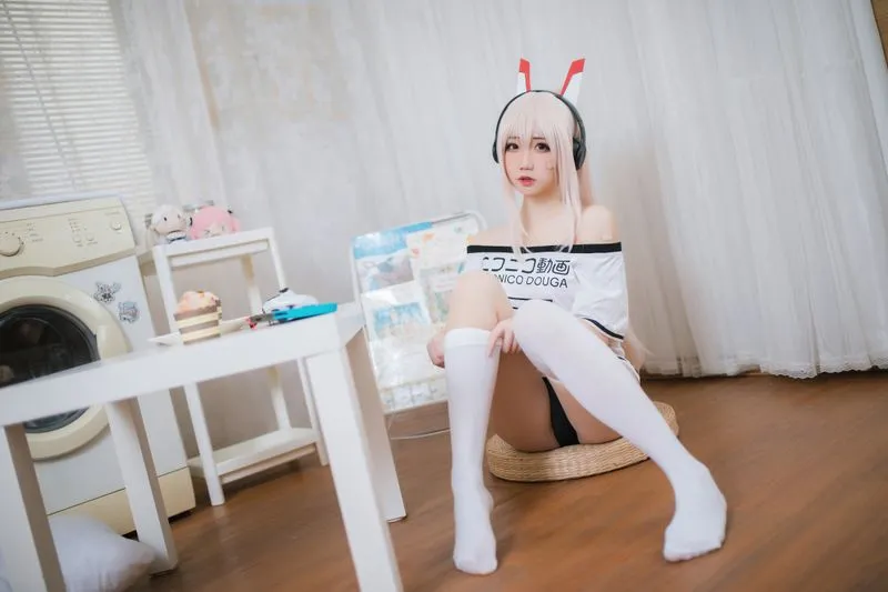 [焖焖碳] [29P - 180MB] 碧蓝航线 - 绫波