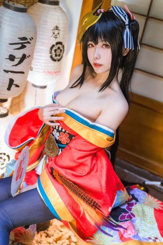 [Momoko葵葵] [19P+9S - 116MB] 碧蓝航线 - 大凤