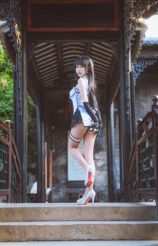 [Momoko葵葵] [9P - 1MB] 幻想金瓶梅 - 瓶儿