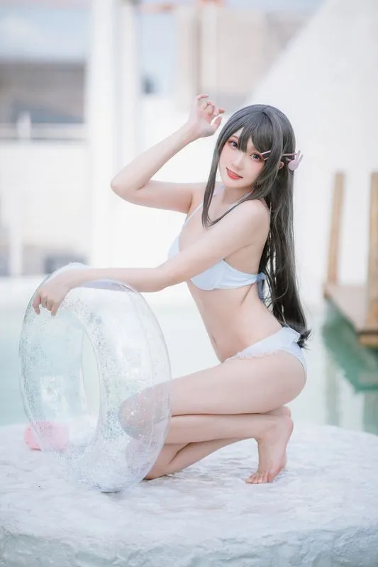 [瓜希酱] [28P - 104MB] 青春猪头少年 - 樱岛麻衣