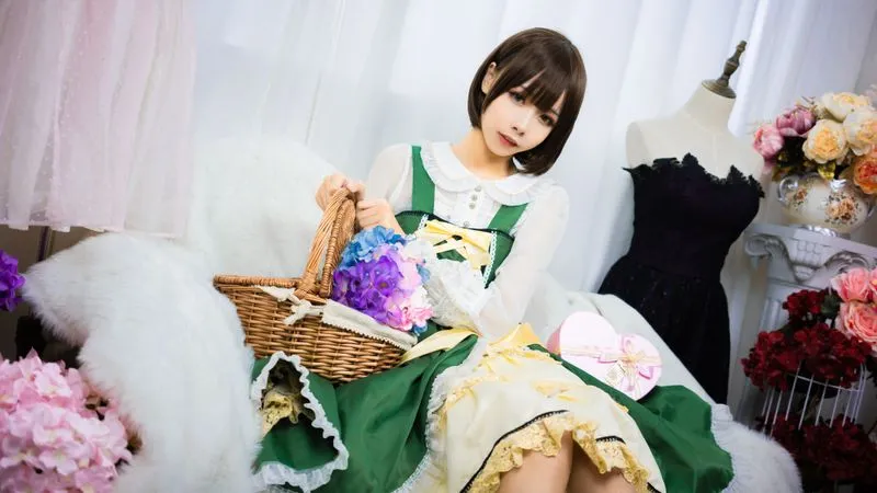 [Momoko葵葵] [10P - 168MB] 翠之海 - 陆乃
