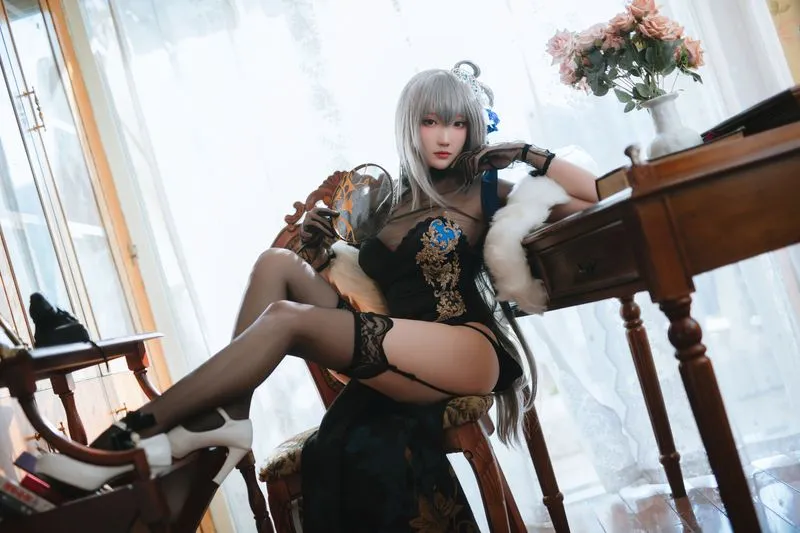 [瓜希酱] [18P - 83MB] 碧蓝航线 - 路易九世-Gallery Cosplay