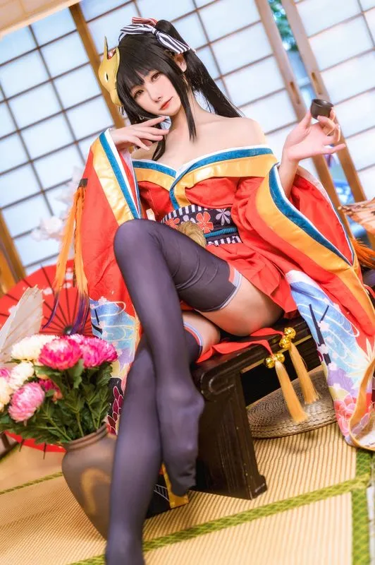 [Momoko葵葵] [19P+9S - 116MB] 碧蓝航线 - 大凤
