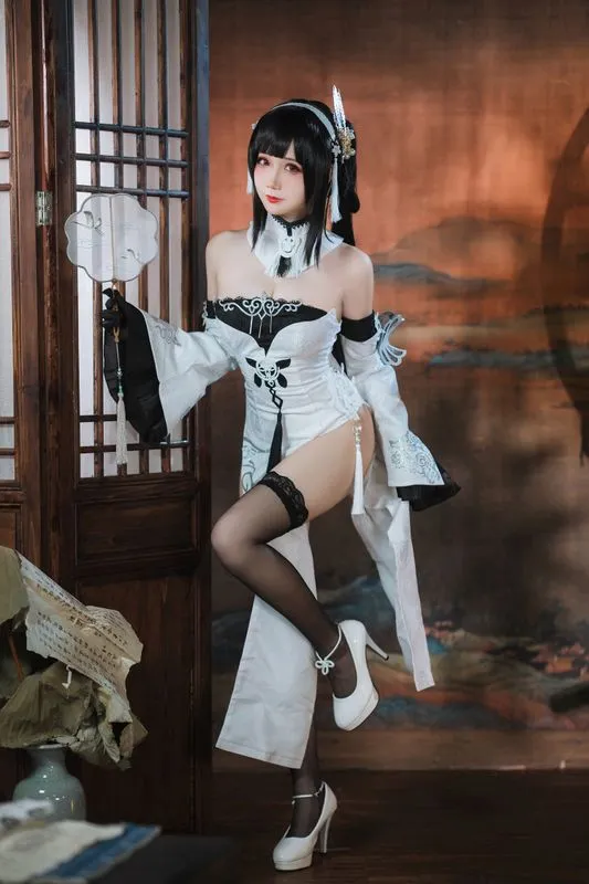 [焖焖碳] [23P - 182MB] 碧蓝航线 - 镇海-Gallery Cosplay
