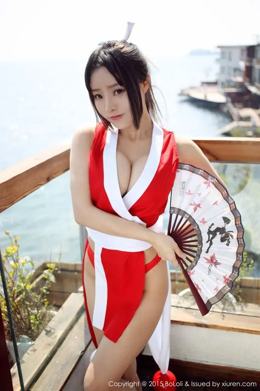 [柳侑绮] [31P - 99MB] 拳皇 - 不知火舞
