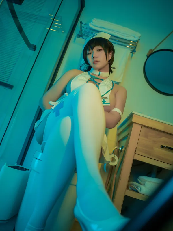 [麻花麻花酱] [40P - 296MB] 蔚蓝档案 - 角楯华凛