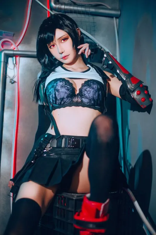 [餓小璇miu] [20P+7S - 12MB] 最终幻想 - 蒂法·洛克哈特