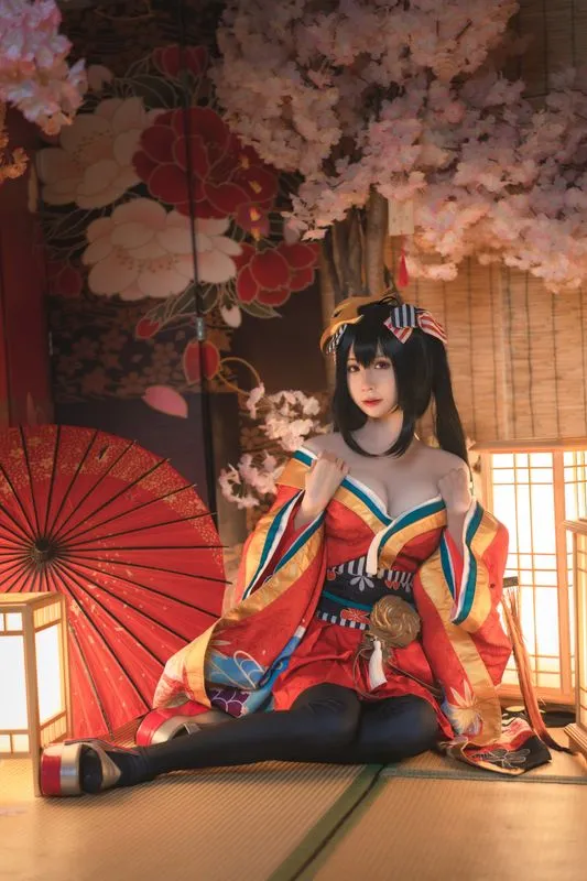 [西园寺南歌] [32P - 157MB] 碧蓝航线 - 大凤