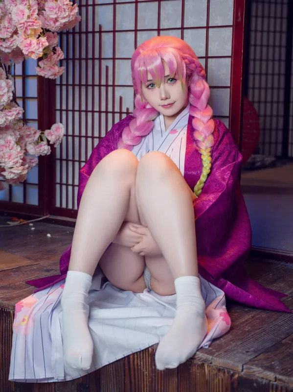 [麻花麻花酱] [22P+1V - 395MB] 鬼灭之刃 - 甘露寺蜜璃