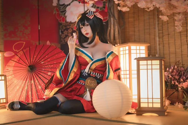 [西园寺南歌] [32P - 157MB] 碧蓝航线 - 大凤