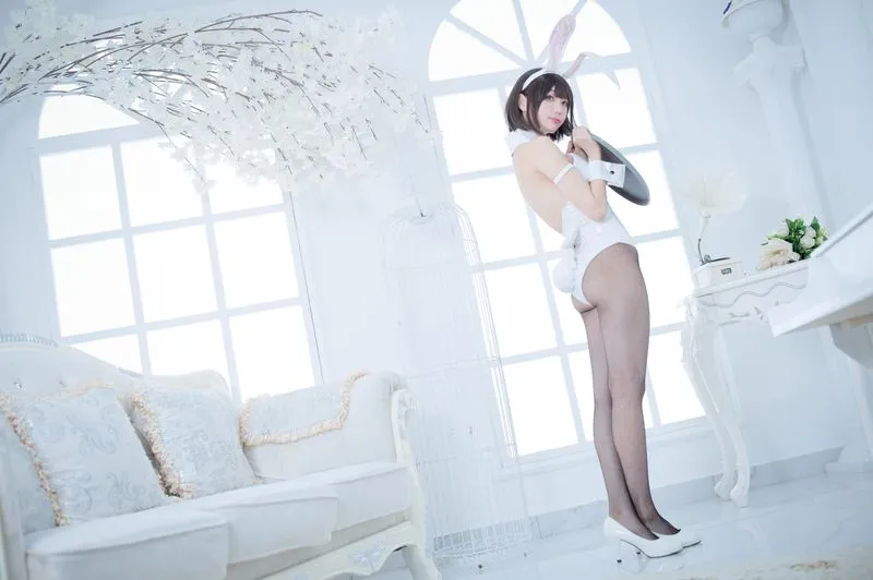[周叽是可爱兔兔] [32P - 337MB] 路人女主的养成方法 - 加藤惠