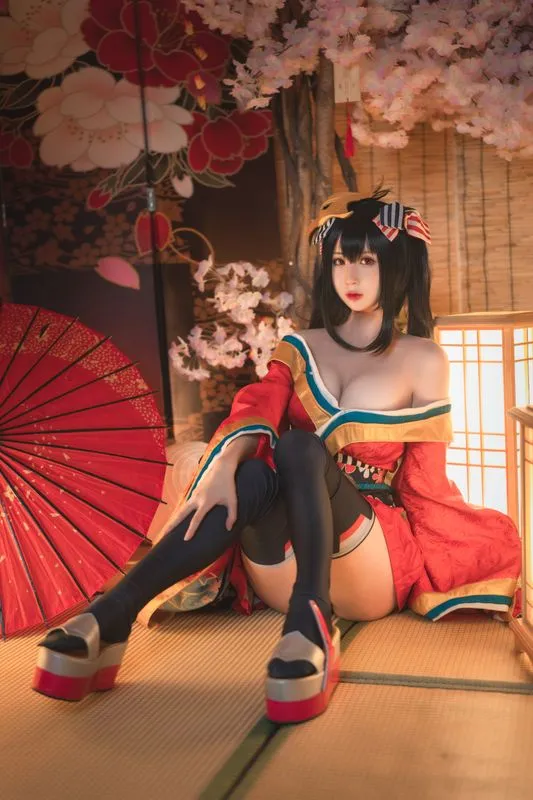 [西园寺南歌] [32P - 157MB] 碧蓝航线 - 大凤