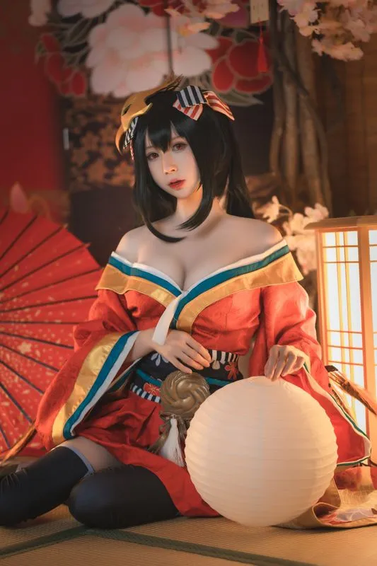 [西园寺南歌] [32P - 157MB] 碧蓝航线 - 大凤