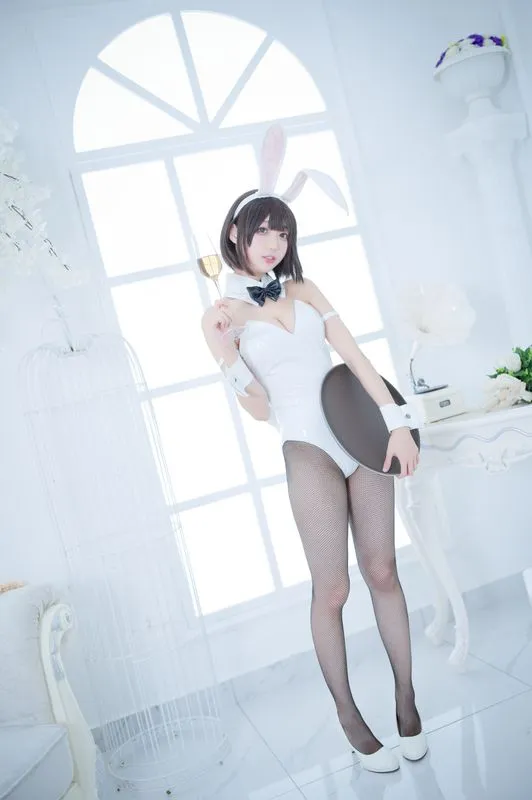 [周叽是可爱兔兔] [32P - 337MB] 路人女主的养成方法 - 加藤惠