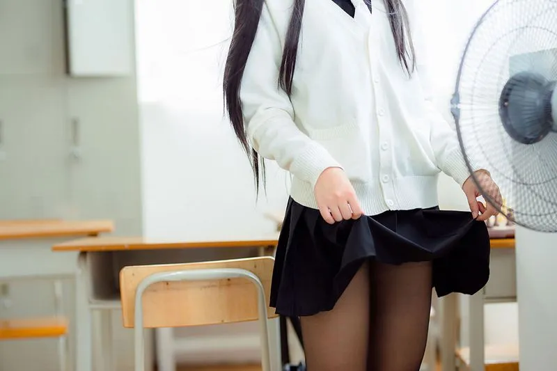 [枸名] [22P - 3MB] 碧蓝航线 - 爱宕