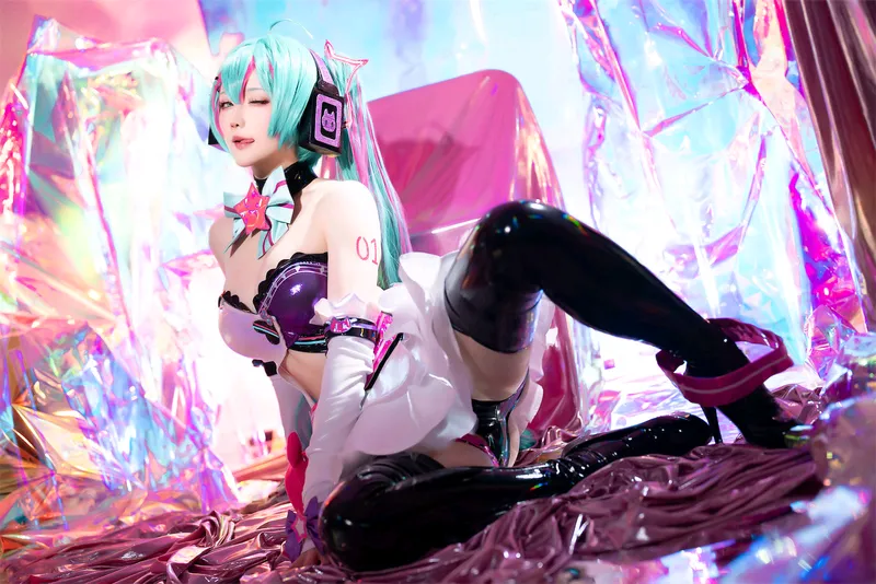[星之迟迟] [57P+16S - 117MB] Vocaloid - 初音未来