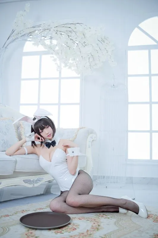 [周叽是可爱兔兔] [32P - 337MB] 路人女主的养成方法 - 加藤惠