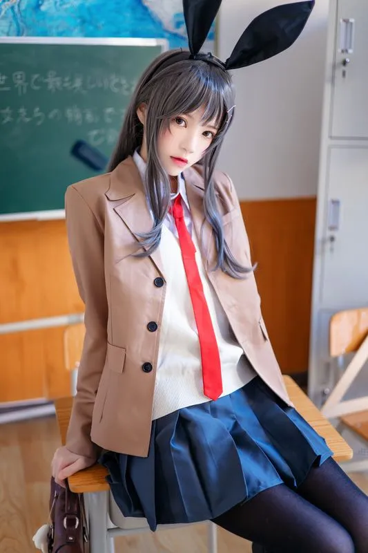 [桜桃喵] [52P - 483MB] 青春猪头少年 - 樱岛麻衣