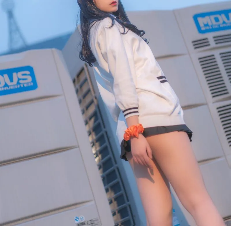 [枸名] [29P - 564MB] SSSS.GRIDMΛN - 宝多六花