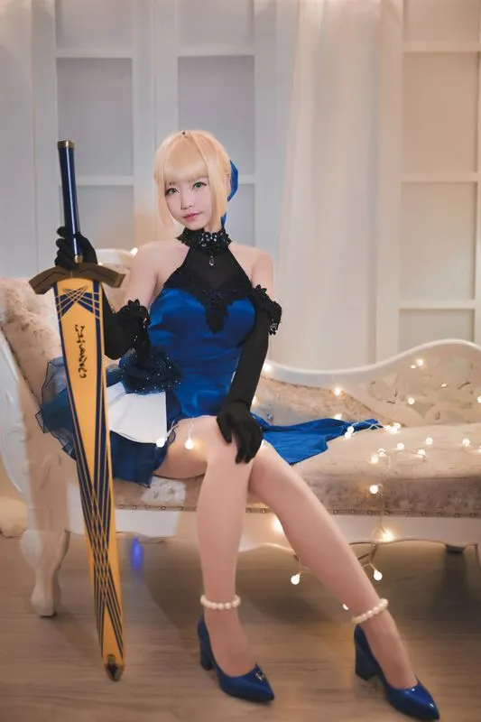 [大大卷卷小卷] [13P - 81MB] Fate - 阿尔托莉雅·潘德拉贡-Gallery Cosplay