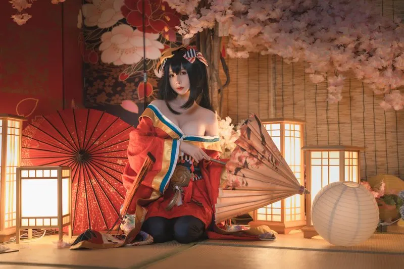[西园寺南歌] [32P – 157MB] 碧蓝航线 – 大凤