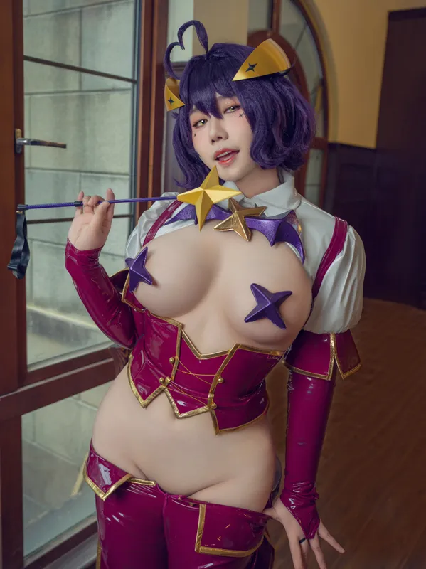 [麻花麻花酱] [40P+2V – 550MB] 梦想成为魔法少女 – 柊舞缇娜